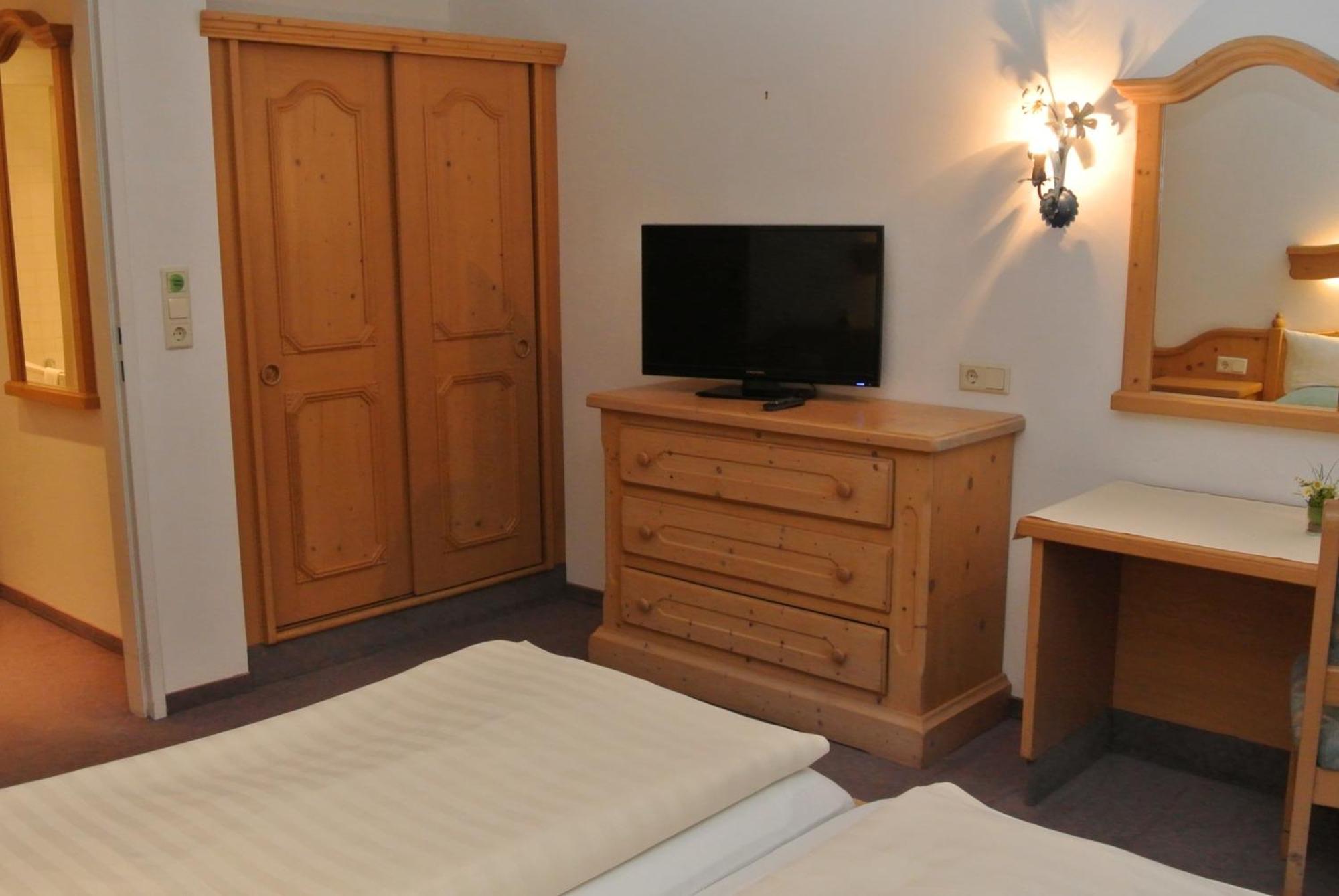 Hotel Gruberhof Innsbruck Igls B&B Phòng bức ảnh